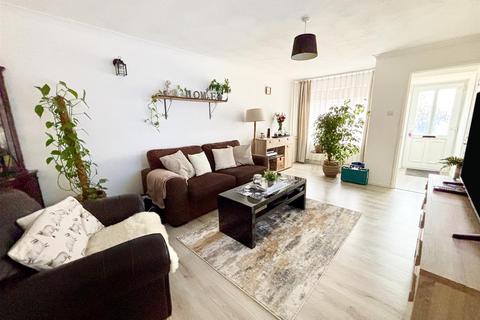 3 bedroom end of terrace house for sale, Symes Road, Poole BH15