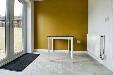 3 bedroom house to rent, Heol Stradling, Parc Derwen, Bridgend, CF35 6AN