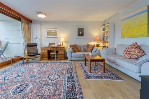 3 bedroom flat for sale, Southwood Park, Southwood Lawn Road, Highgate, London, N6