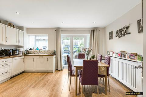 3 bedroom terraced house for sale, Old Hertford Road, Hatfield