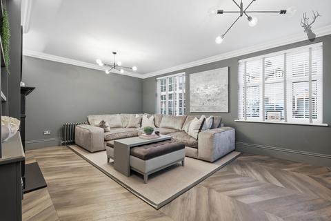 5 bedroom detached house for sale, Bury Road, Epping, Essex
