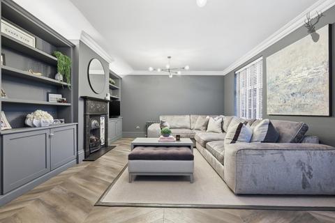 5 bedroom detached house for sale, Bury Road, Epping, Essex