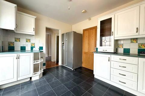 3 bedroom semi-detached house for sale, Sefton Avenue, Harrow, HA3