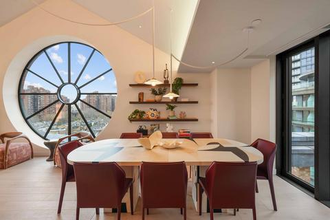 5 bedroom duplex for sale, Waterfront Drive, London SW10