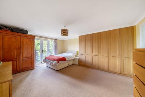 2 bedroom flat to rent, Ridgeway Gardens, Highgate, London, N6