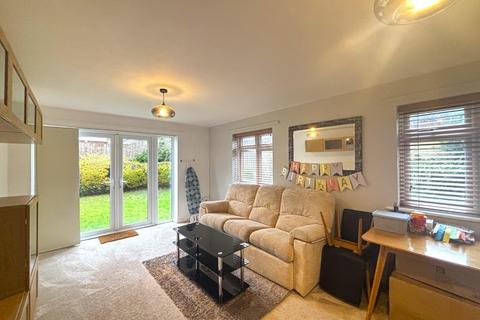 2 bedroom ground floor flat for sale, Morello Gardens, Stevenage Road, Hitchin