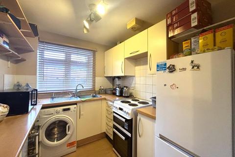 2 bedroom ground floor flat for sale, Morello Gardens, Stevenage Road, Hitchin