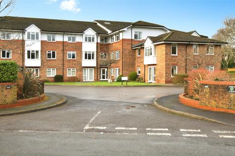 2 bedroom apartment for sale, Cedar Court, Addlestone KT15