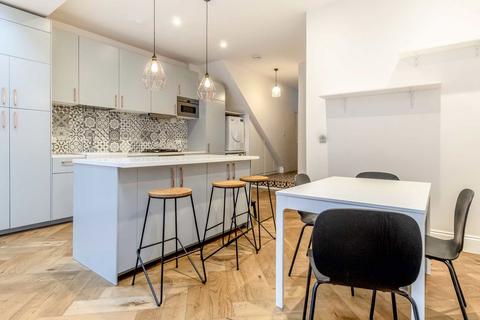 1 bedroom flat to rent, Camborne Avenue, London W13
