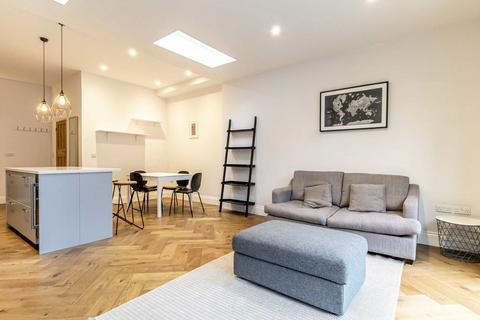 1 bedroom flat to rent, Camborne Avenue, London W13