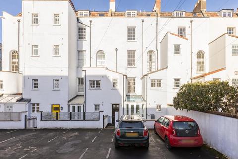 1 bedroom flat for sale, Cooperage Lane, Southville