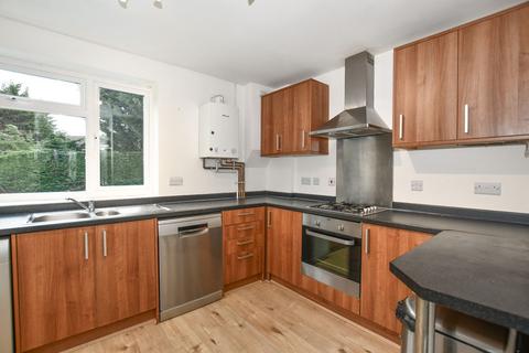 3 bedroom semi-detached house to rent, Jubilee Avenue, London Colney, AL2