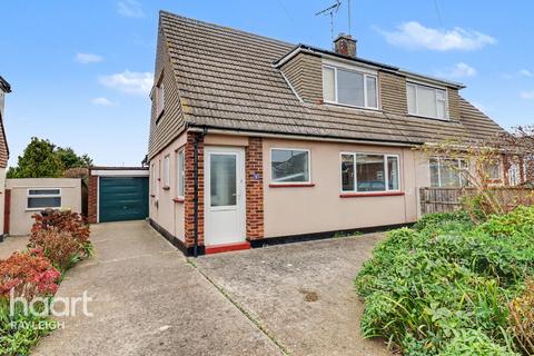 3 bedroom semi-detached house for sale, Willow Close, Rayleigh