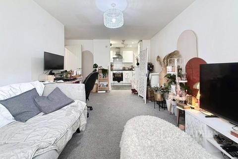 1 bedroom maisonette for sale, Empress Road, Luton, Bedfordshire