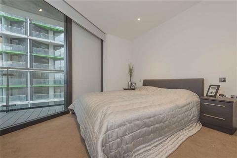 1 bedroom apartment for sale, Riverlight Quay, London, SW11