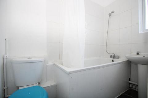 1 bedroom flat to rent, Penge SE25