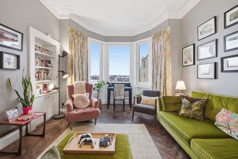 3 bedroom flat to rent, East Claremont Street, Edinburgh, Midlothian, EH7