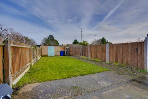 3 bedroom terraced house for sale, Peterhouse Close, Bury St. Edmunds IP28