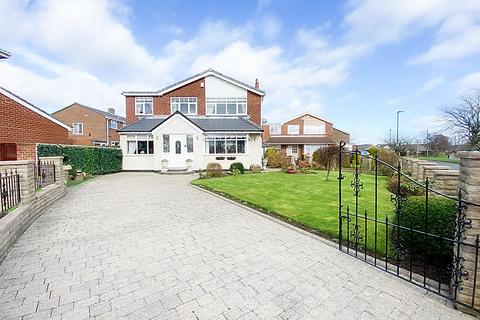 4 bedroom detached house for sale, Milfield Avenue, Wallsend