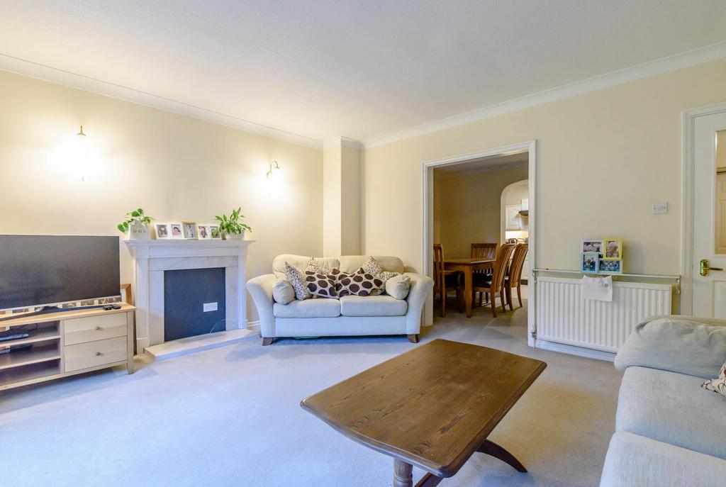 8345667-interior11-800.jpg