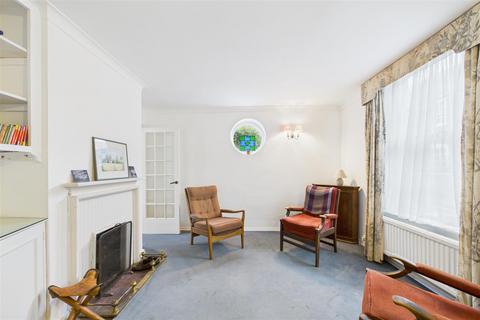3 bedroom end of terrace house for sale, Little London, Chichester