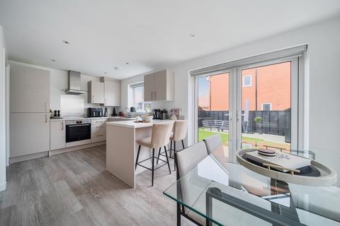 3 bedroom semi-detached house for sale, Crookham Mews, Bracknell RG42