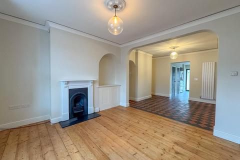 4 bedroom terraced house to rent, All Saints Road, Newmarket, Suffolk, CB8