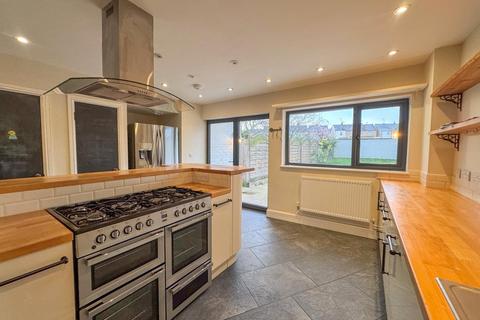 4 bedroom terraced house to rent, All Saints Road, Newmarket, Suffolk, CB8