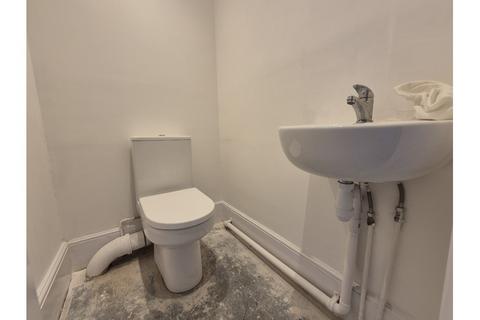 3 bedroom terraced house to rent, Hereson Road, Ramsgate CT11