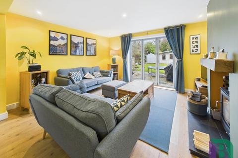 3 bedroom terraced house for sale, Bellway, Milton Keynes MK17