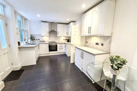 2 bedroom apartment for sale, Station Road, New Barnet, Barnet, EN5