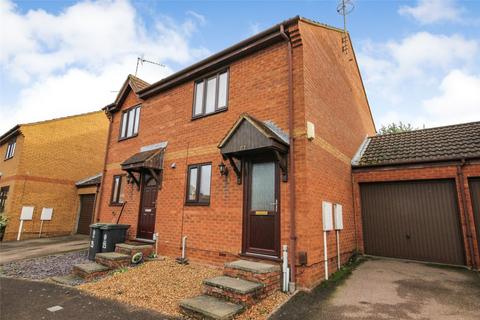 2 bedroom semi-detached house to rent, Bates Close, Rushden NN10