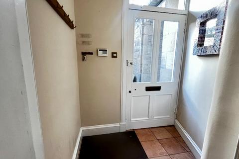 1 bedroom flat to rent, 6A