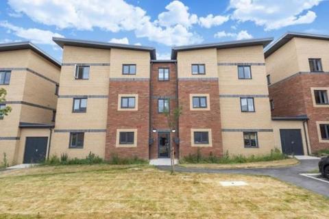 2 bedroom flat for sale, Ainger Close,  Aylesbury,  HP19