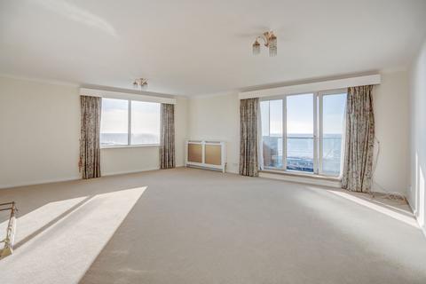 3 bedroom flat to rent, Kingsway, Hove, BN3