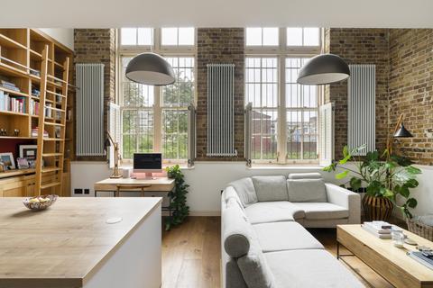 2 bedroom flat for sale, Stepney City Apartments, London E1