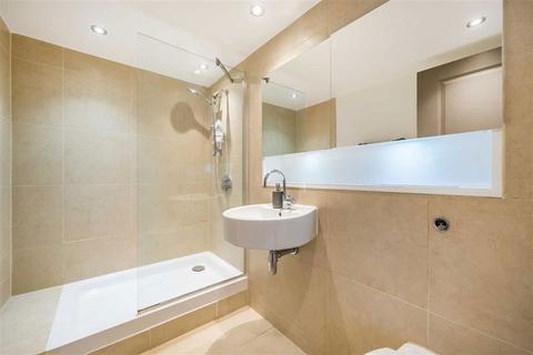 2 bedroom flat for sale, Battersea Park Road, London SW11