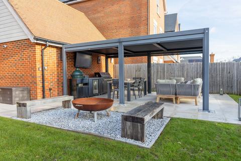 5 bedroom detached house for sale, Hockbury Crescent, Tunbridge Wells, TN2