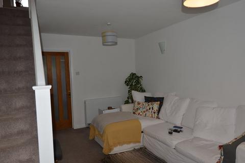 2 bedroom terraced house to rent, Upperstone Close,  Stotfold , SG5