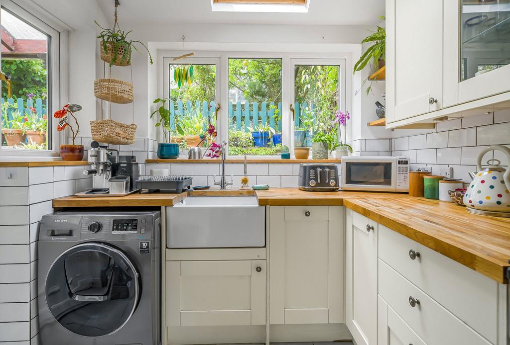 980449 (5).jpg