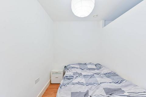 1 bedroom flat for sale, Cornmill Lane, Lewisham, London, SE13