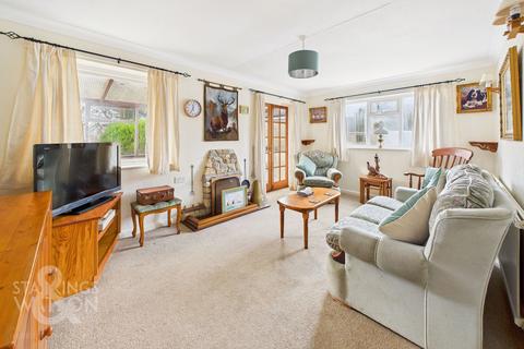 2 bedroom detached bungalow for sale, Witton Close, Reedham, Norwich