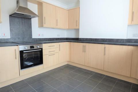 2 bedroom maisonette to rent, Sea Road, Littlehampton BN16