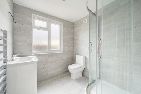 undefined, Bowes Road, London, W3