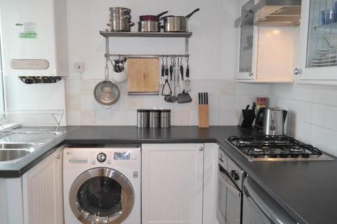 2 bedroom flat for sale, Gunnersbury Court, Bollo Lane, London