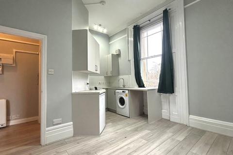 1 bedroom apartment to rent, Kings Road, Berkshire RG1