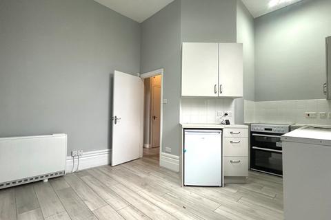 1 bedroom apartment to rent, Kings Road, Berkshire RG1