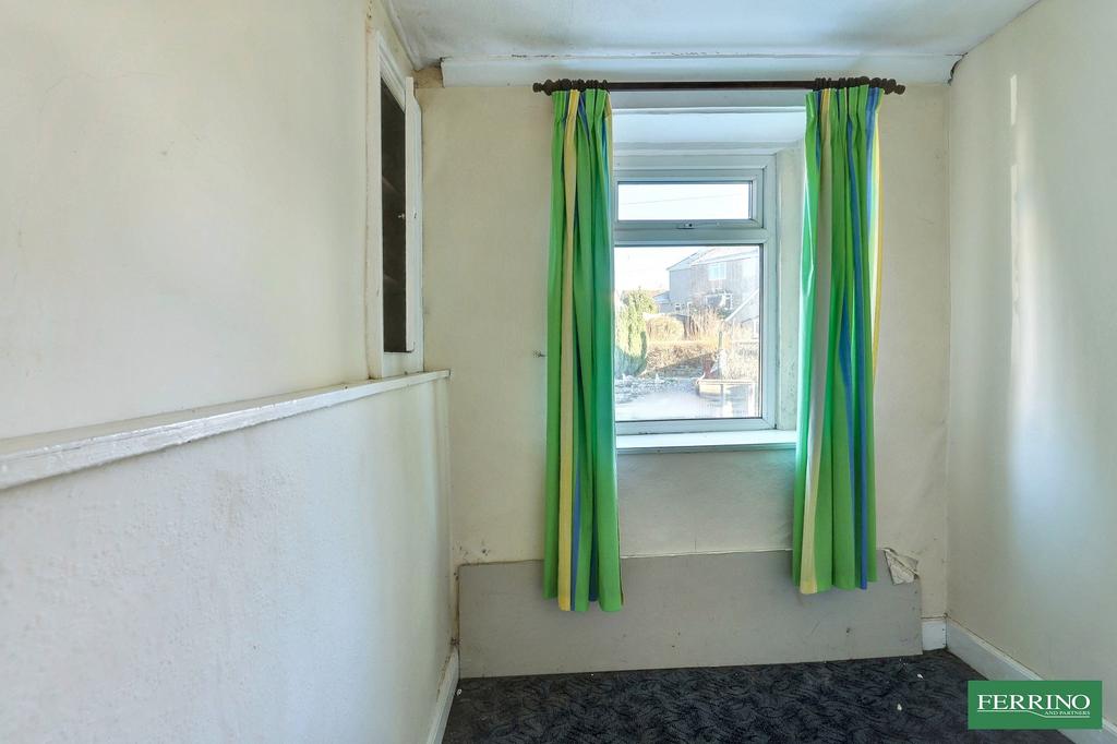 Bedroom 3/Study