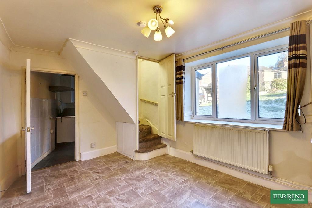 Snug/Dining Room