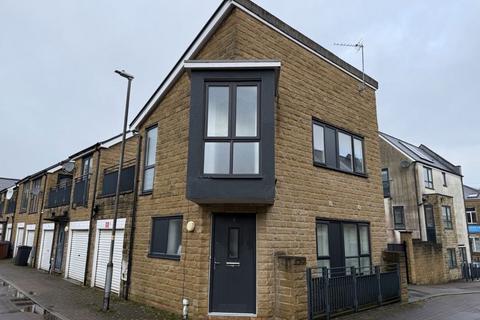 2 bedroom terraced house to rent, Winterson Street, Accrington, Lancashire